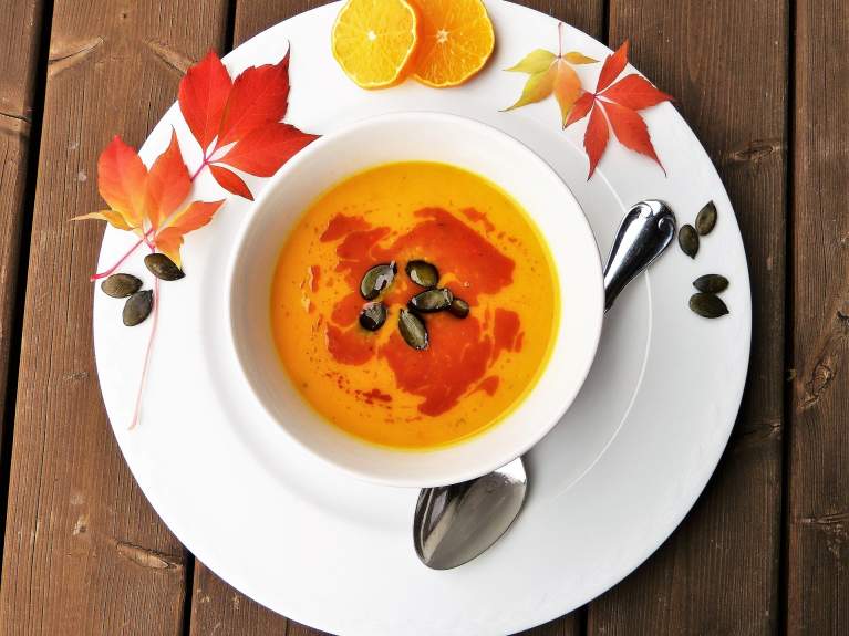 Wärmende Orangen-Kürbis-Suppe